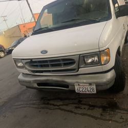 1999 Ford E-150