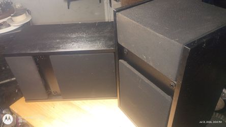 Twin bose 301 series 2 reflective speakers
