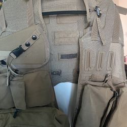 Airforce Fighter Pilot Survival Snaptrack Vest w/ Survival Gear