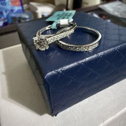 2carats Moissanite 925 Sterling Silver ring size 7