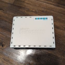 Microtik Hex Router
