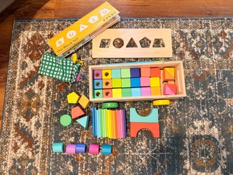 Lovevery Block Set - Complete, Like New