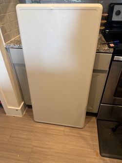 4ft Plastic Folding Table Top