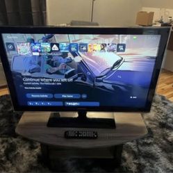 Samsung 40” TV