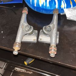 thunder trucks