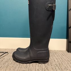 [Price Lowered] Hunter Rain Boots (Women’s 7) – Lightly Worn 