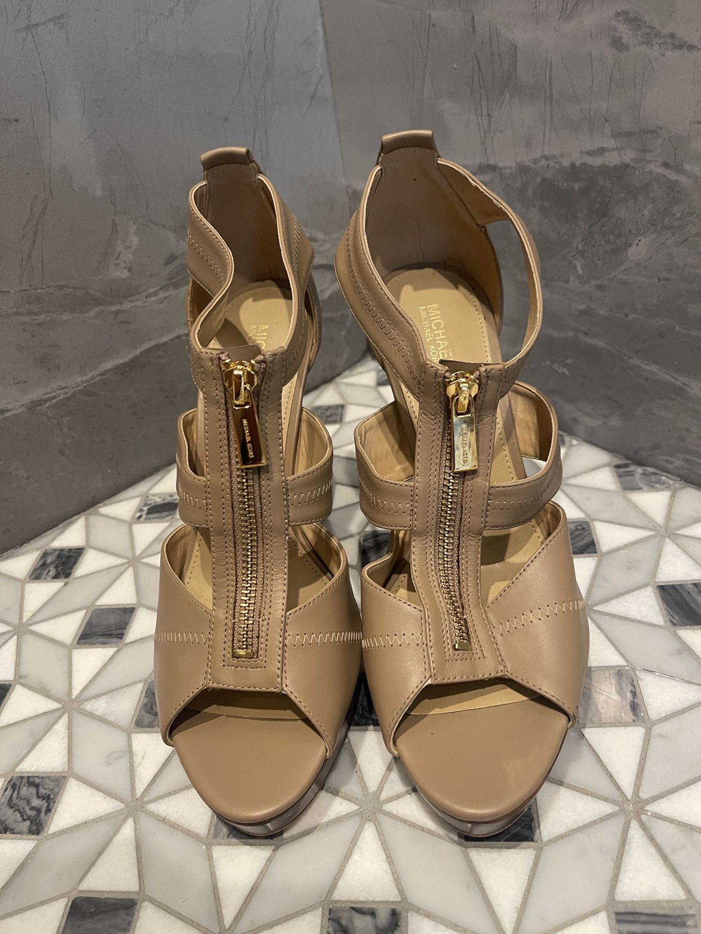 Michael Kors women's heels in size 8.5