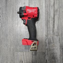MILWAUKEE  M18 3/8" IMPACT WRENCH IS NOT WORKING ONLY FOR PARTS OR IF ANYONE KNOWS HOW TO FIX THEM 