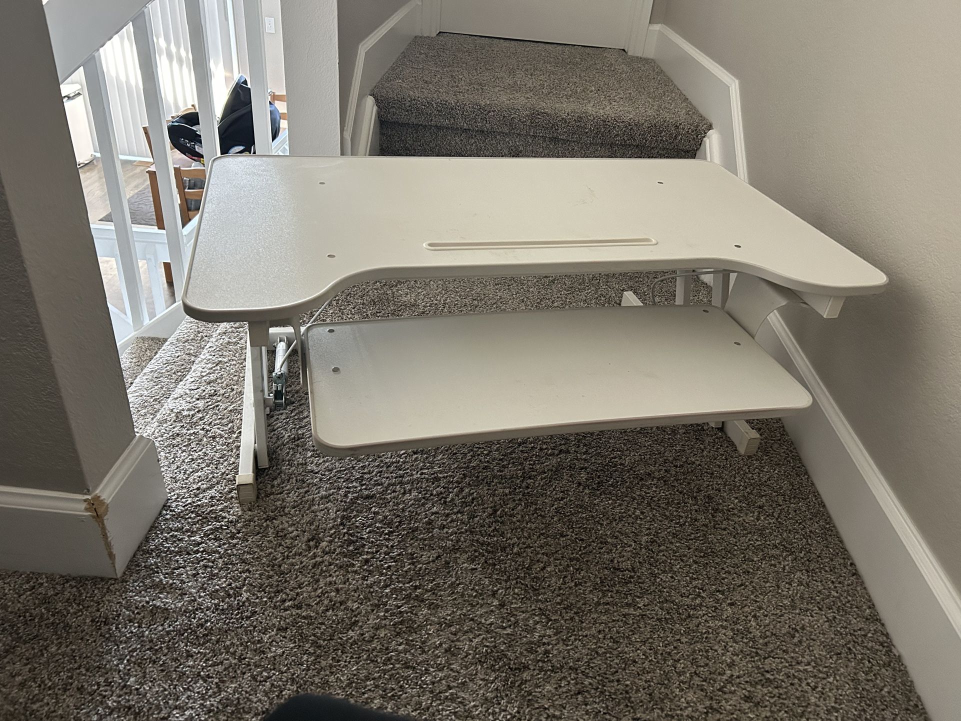 Manual Standup Desk