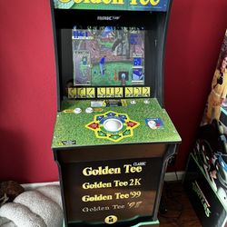 Golden Tee Arcade Game