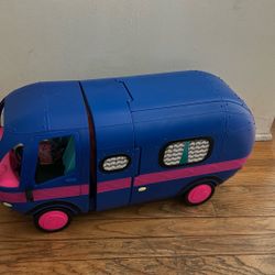 LOL Doll Van