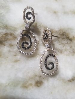 925 Stirling Silver Back and White CZ Crystal Earings