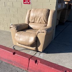 Couch FOR SALE 