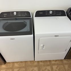 LIKE NEW WHIRLPOOL (2 IN 1WASHER )AND DRYER SET. 