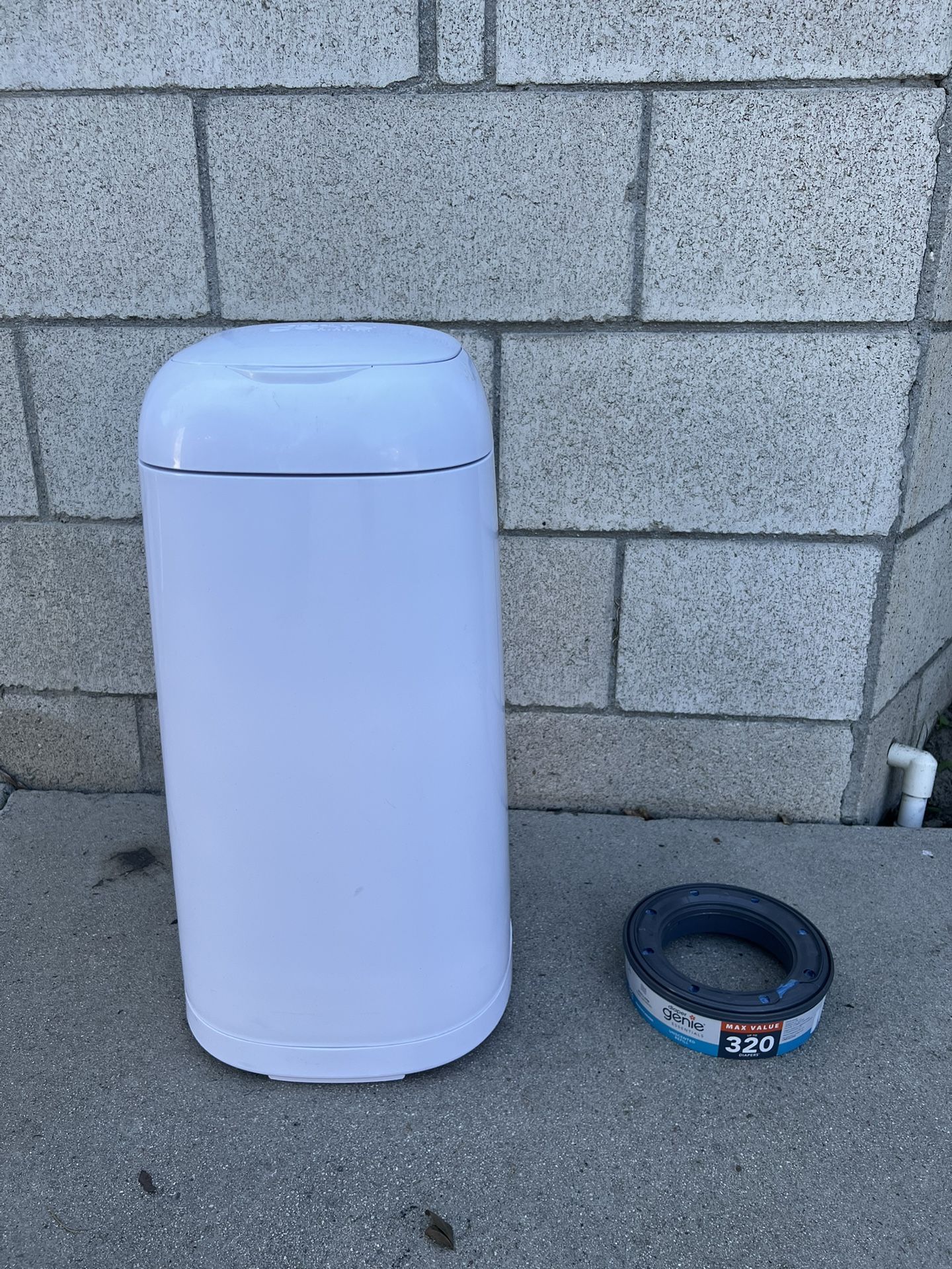 Diaper Genie W/bags