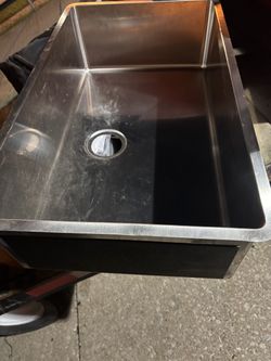 Stainless Steel Single Basin Undermount Kitchen Sink