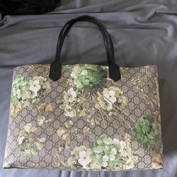 Gucci, Bags, Authentic Gucci Bloom Purse