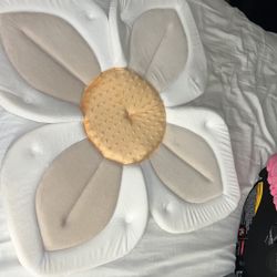 Blooming Lotus Baby Bath