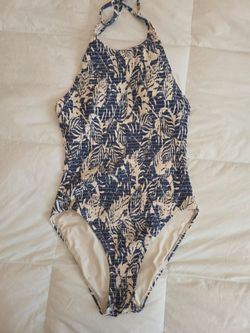 Womans bathing suit