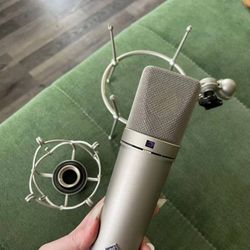 Neumann U87 Ai