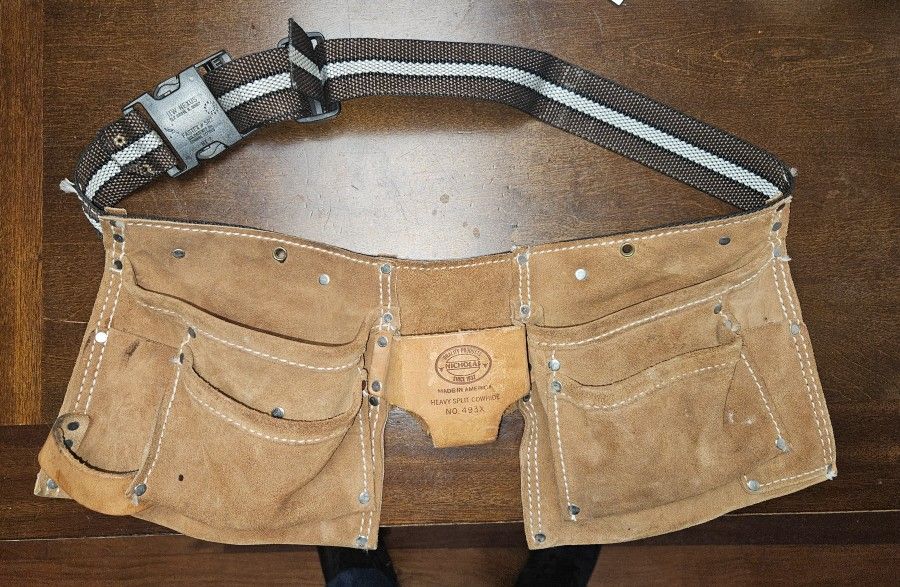 LEATHER TOOL BELT 