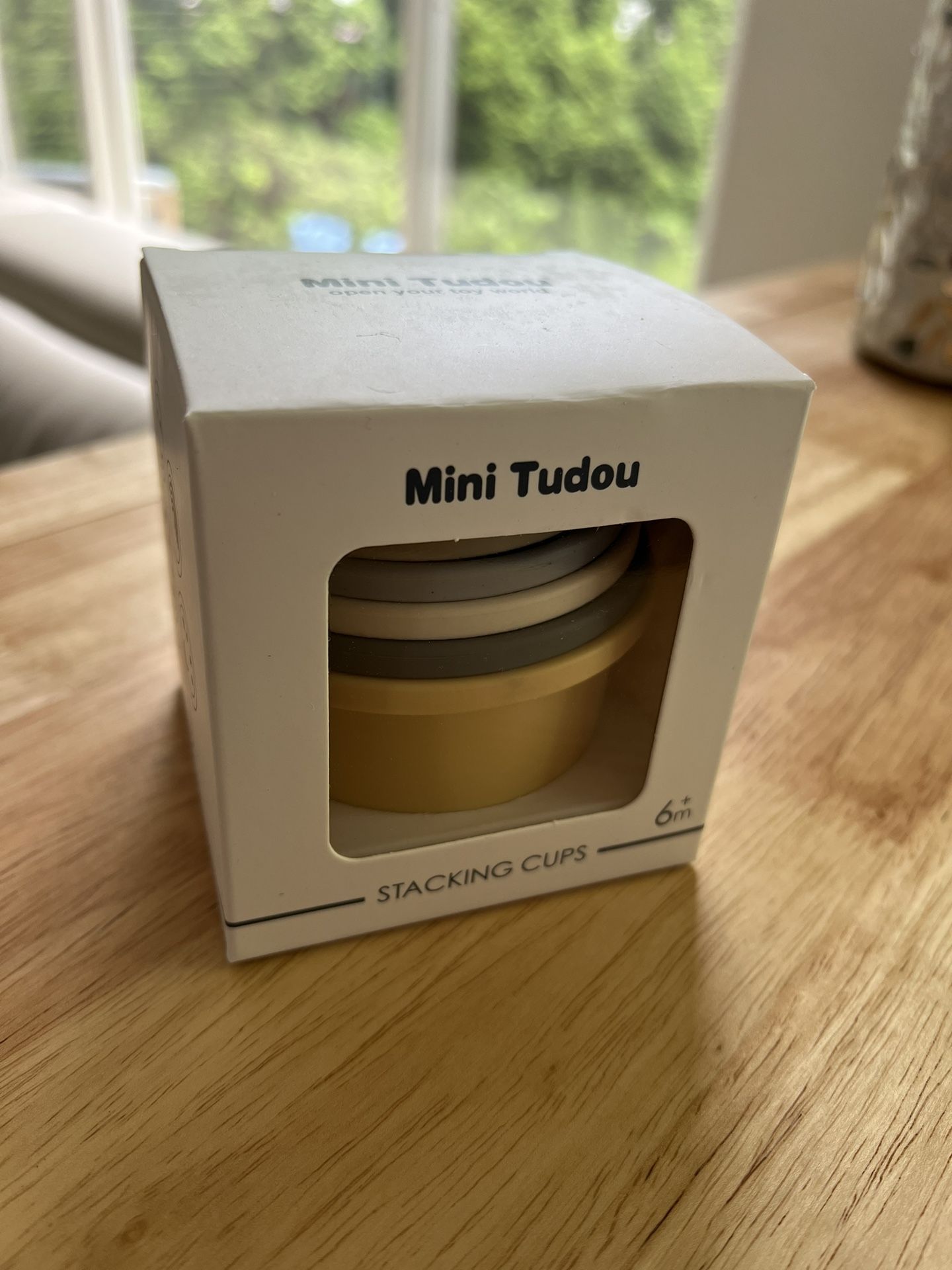 Mini Tudor Stacking Cups