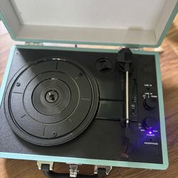 Victrola Journey Bluetooth Suitcase Record Player in Turquoise