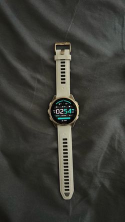 Garmin Fenix 8 GPS Smartwatch