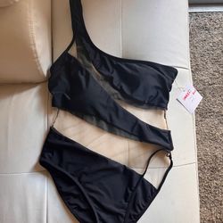 Black Bathingsuit