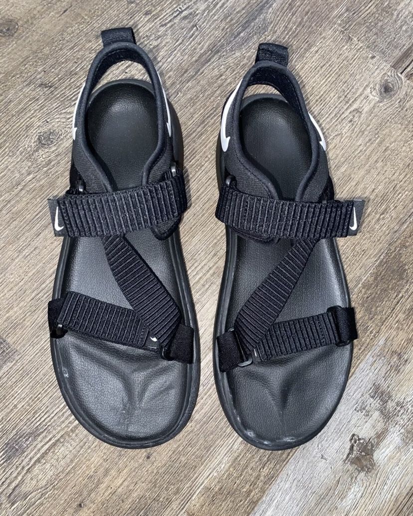 SIZE 11 - NIKE VISTA MEN'S USED SANDALS