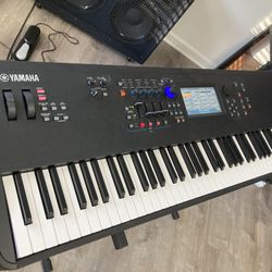 Yamaha MODX8+ Mint condition 