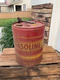 VINTAGE 5 GAL GAS CAN W/ SPOUT