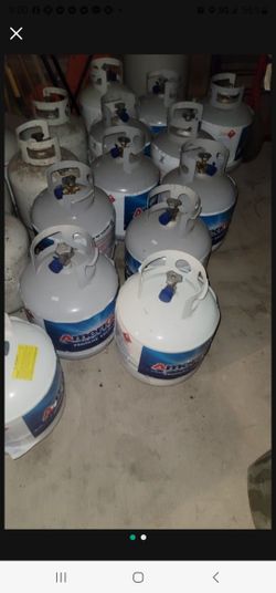 Full Propane Tanks 