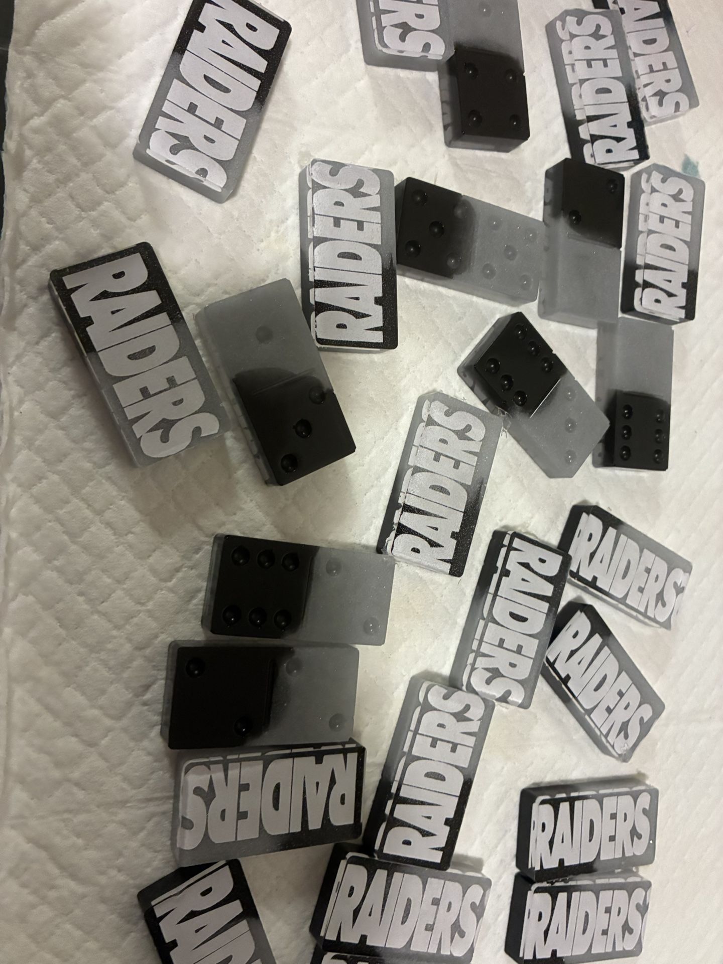 Raiders Dominoes
