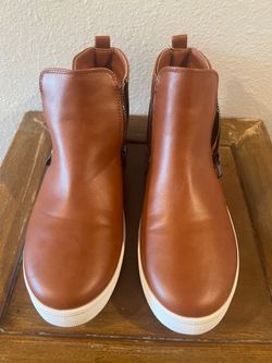 Adokoo Women’s High Top Sneakers, Size 11, Brown