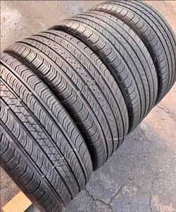 🎖225 50 18 Continental tires Con 80% de Vida Las 4
