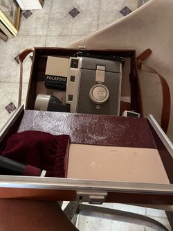Vintage Polaroid 800 Camera Set