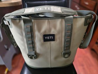 Yeti soft cooler (Hopper 30)