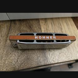 Hohner Harmonica 