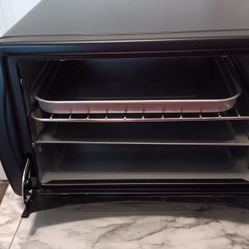 Sylvania 4 SLICE TOASTER OVEN