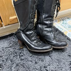 Black UGG heel Boots