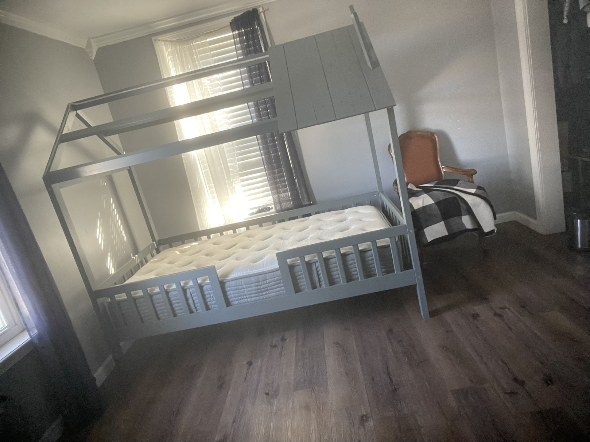 Twin Bed