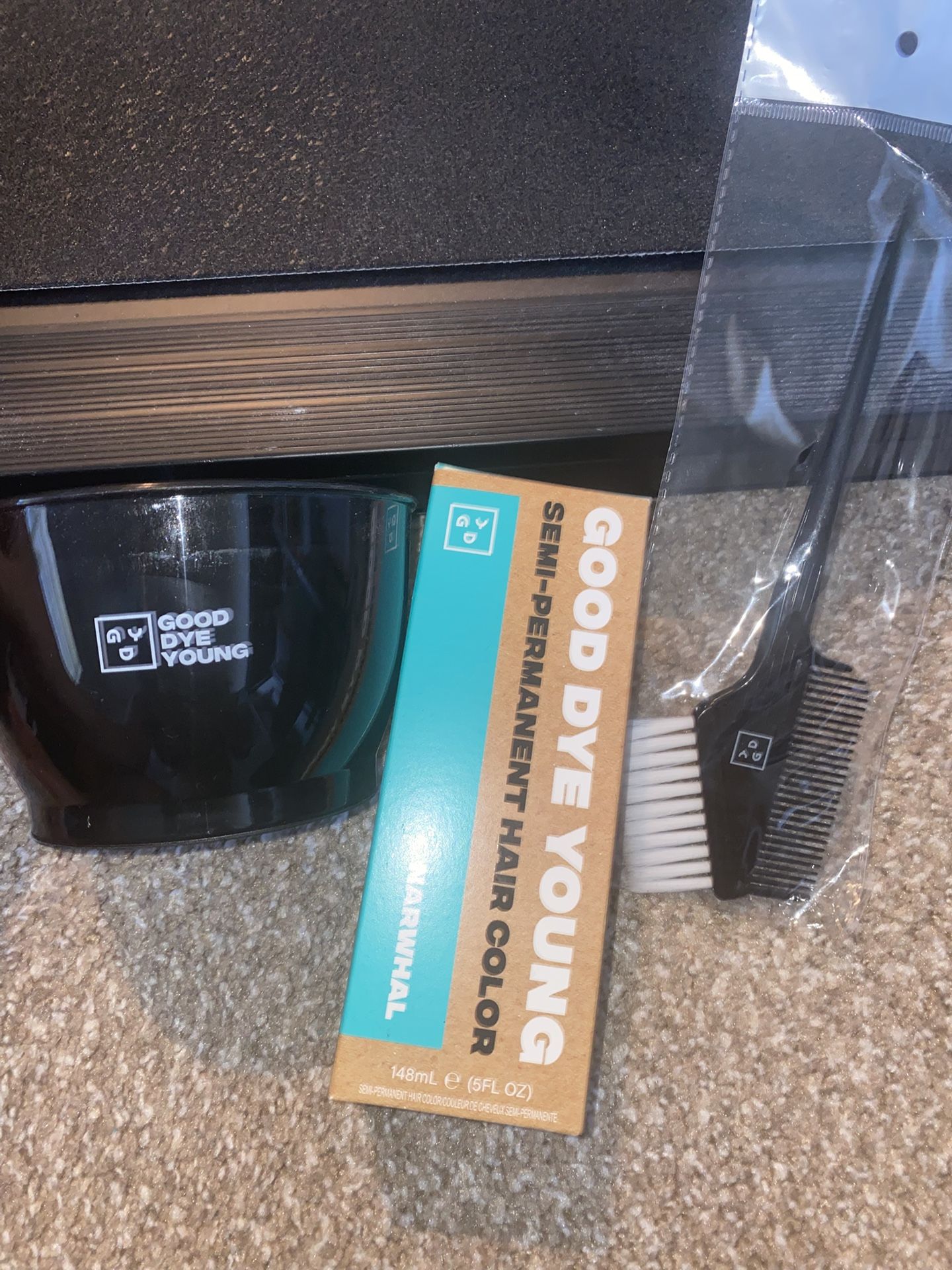 Good dye Young semi permanent hair color