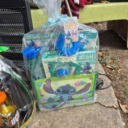 Stitch basket