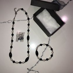 Black Pearl Set (Estate Sale - Value Unknown)