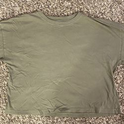 Juniors boxy crop t-shirt, size S