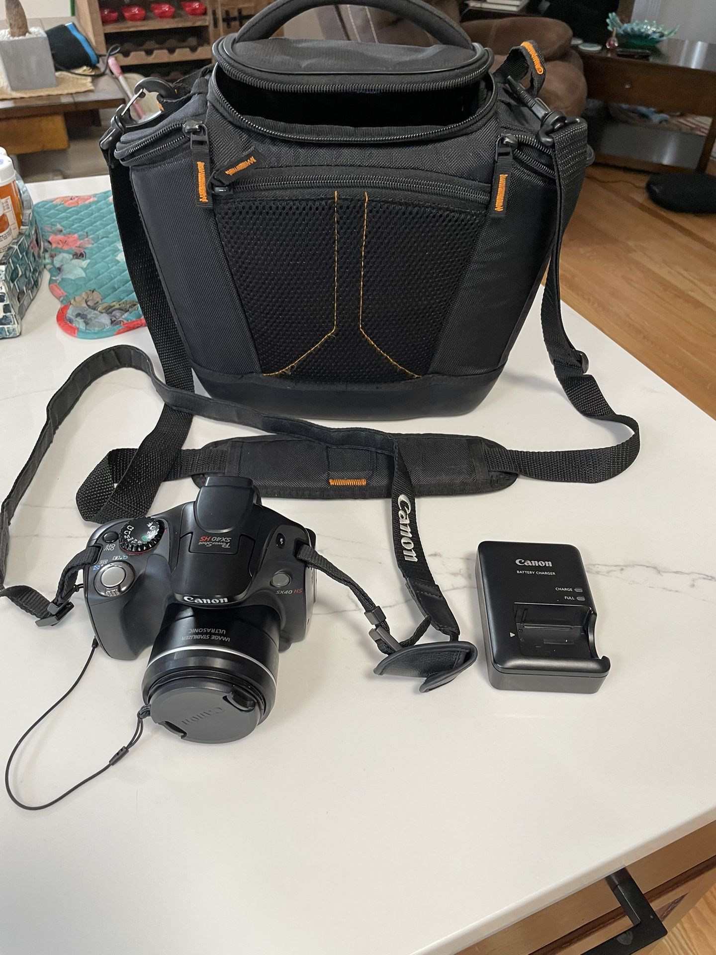 Canon Power Shot SX40 HS Camera