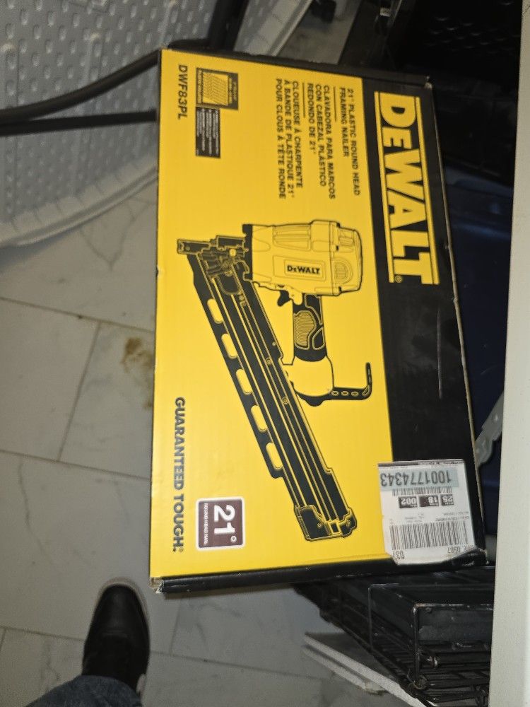 DeWalt Nail Gun