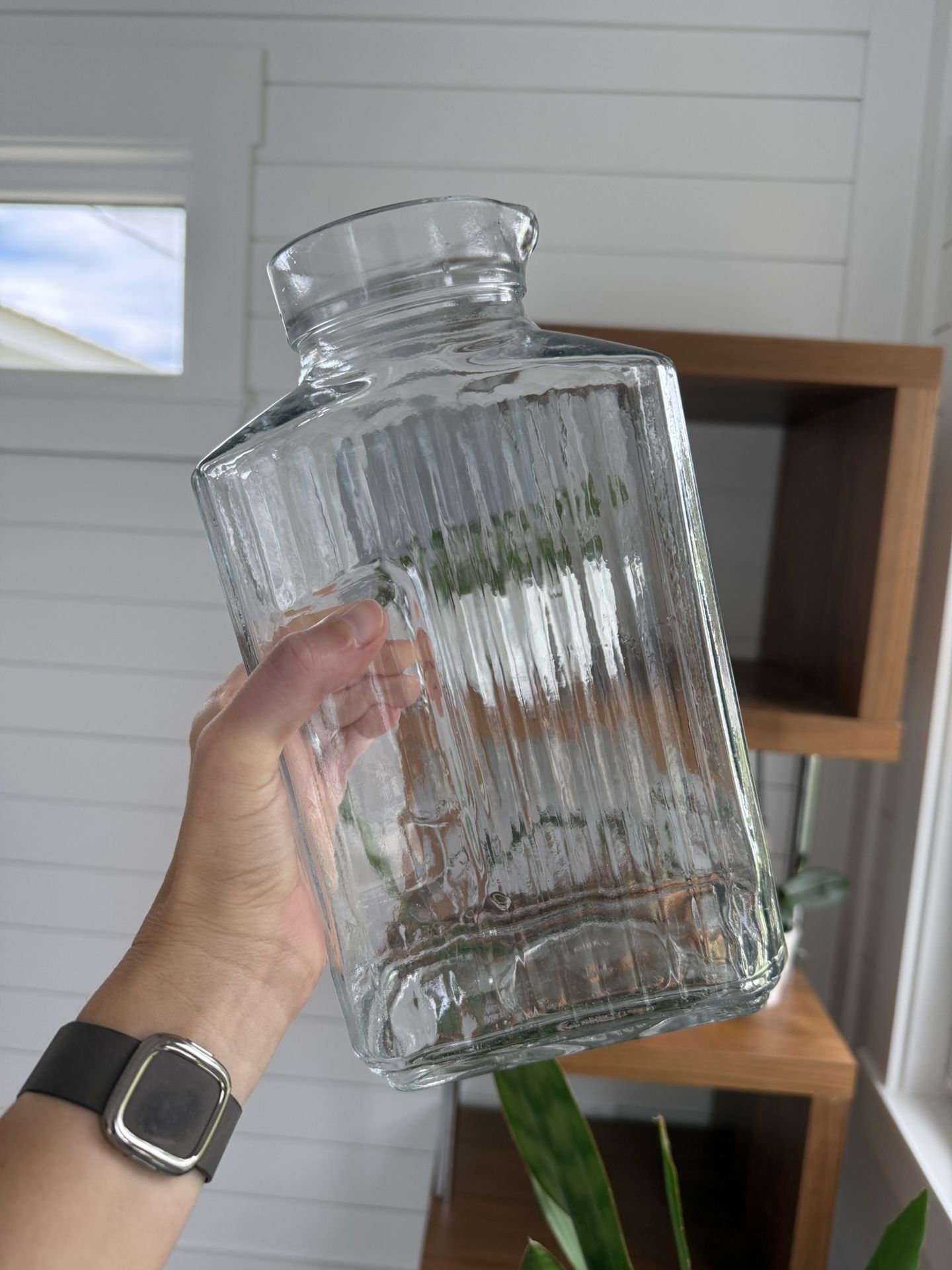 Glass Water/Tea Pitcher 64 Oz