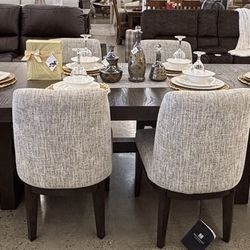 Beautiful 7pc Dining Table 